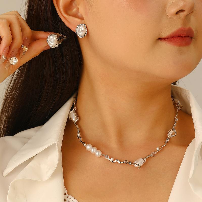 Product Introduction of Southeast Asian Trend Baroque Irregular Pearl Set Jewelry for Women High-end Necklace Earrings Ring Bracelet Choker 19