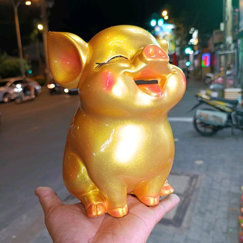 Heo tiết kiệm : Heo Cười lung linh , ống heo tiết kiệm lỗ miệng may mắn chất liệu Thạch Cao , heo đất, lợn đất, heo đất Khánh Duy, ống heo tiết kiệm đựng tiền , chứa 800 tờ Ống Tiết Kiệm lợn tiết kiệm KD 1