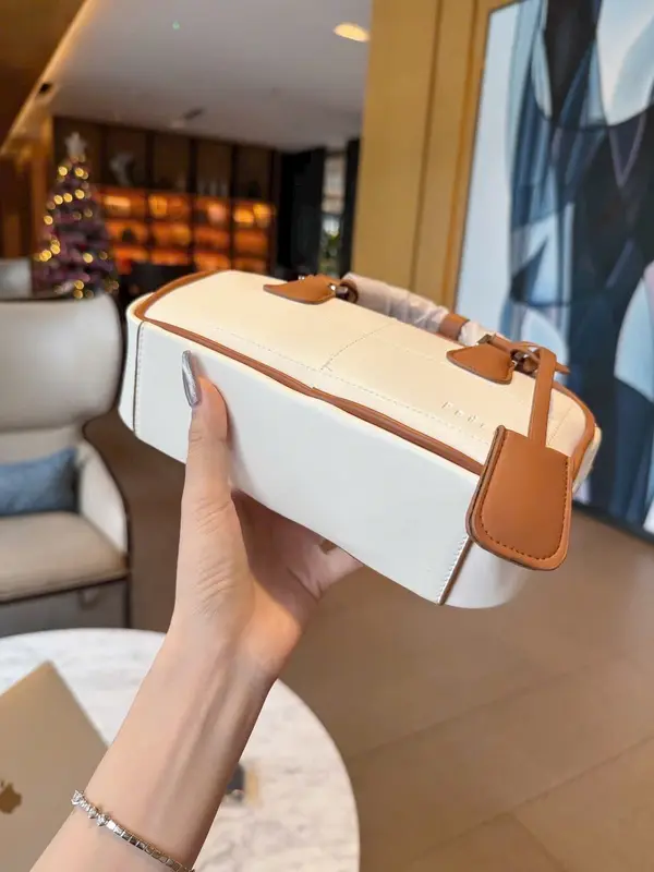 Túi Xách Nữ Dáng Trống Size 22cm Cao Cấp Da Mềm , Túi Có Dây Đeo Chéo Kèm Chamr 4