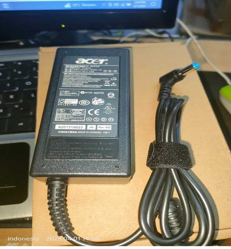 Adaptor Charger ORIGINAL ACER Aspire V5-471 V5-571G V5-571P Laptop Computer Pengisi Daya Dinding 6