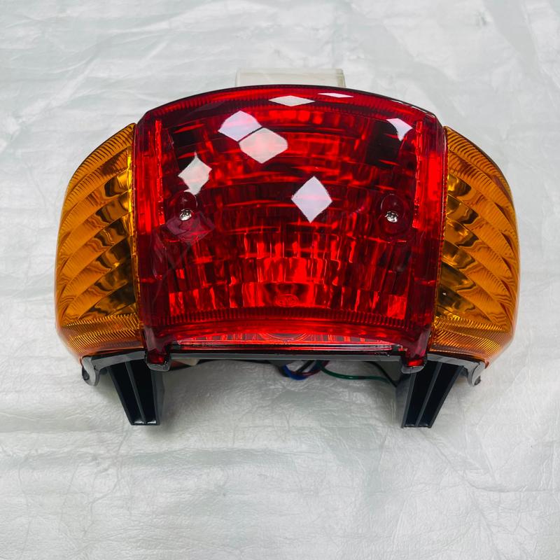  Đèn hậu máy wave thái 110 kèm jack điện bóng chính hiệu nhập khẩu Thailand 