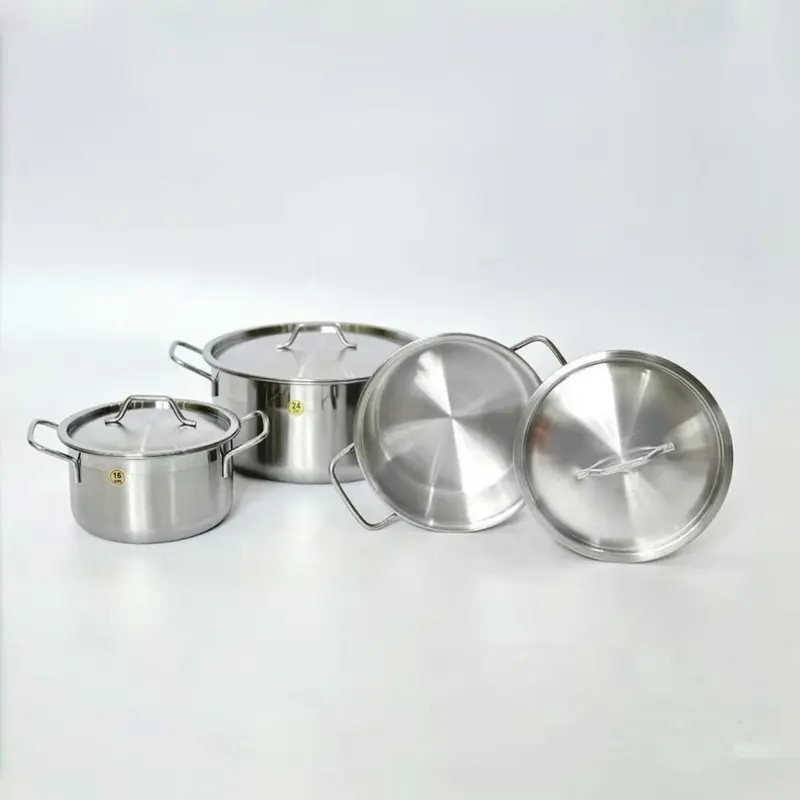 Bộ 3 nồi inox 430 dùng được cho mọi loại bếp, 1 Đáy dày dặn, bắt nhiệt tốt. Hàng cao cấp không cháy xén khi xào nấu đồng vn 2