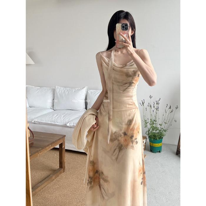 Jual TERPOPULER KOREAN DRESS / DOUYIN DRESS TREND EMITA BLOOM beige floral  dress panjang korean style dress press body maroon baju flowy long dress  pantai wanita kekinian sexy elegant lebaran 2025 XS-2XL -