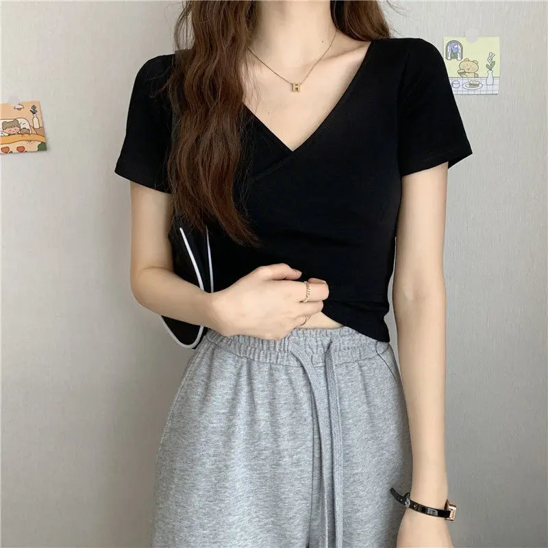 Áo Thun Nữ Ngắn Tay Cổ Tim Thiết Kế Vạt Chéo Nhún Eo Dáng Ôm Chất Vải Mềm Mịn Co Giãn 4 Chiều (SH46) 1
