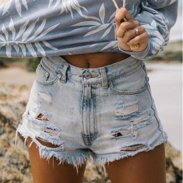 Distressed jean shorts women best sale