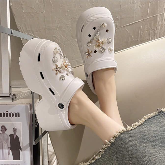 Dép Sục Nữ Cross Chất Liệu Eva Đế Cao 7 cm Dép SanDal Nữ Có Quai Hậu Dễ Đi , Êm Chân , Thoải Mái Kèm Sticker Dễ Thương 6