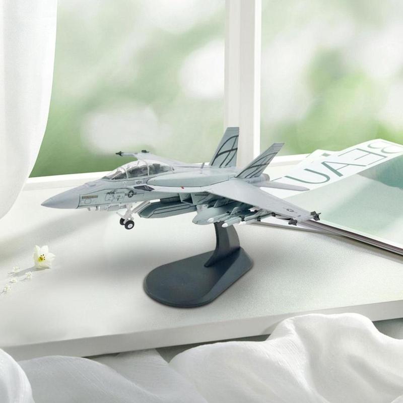Đồ Trang Trí Mô Phỏng Máy Bay F/A-18, Tỷ Lệ 1 / 100, Máy Bay Chiến Đấu Bằng Hợp Kim Kim Loại, Thích Hợp Để Bàn, Phòng Khách Gia Đình, Hàng Không, Kỷ Niệm 0