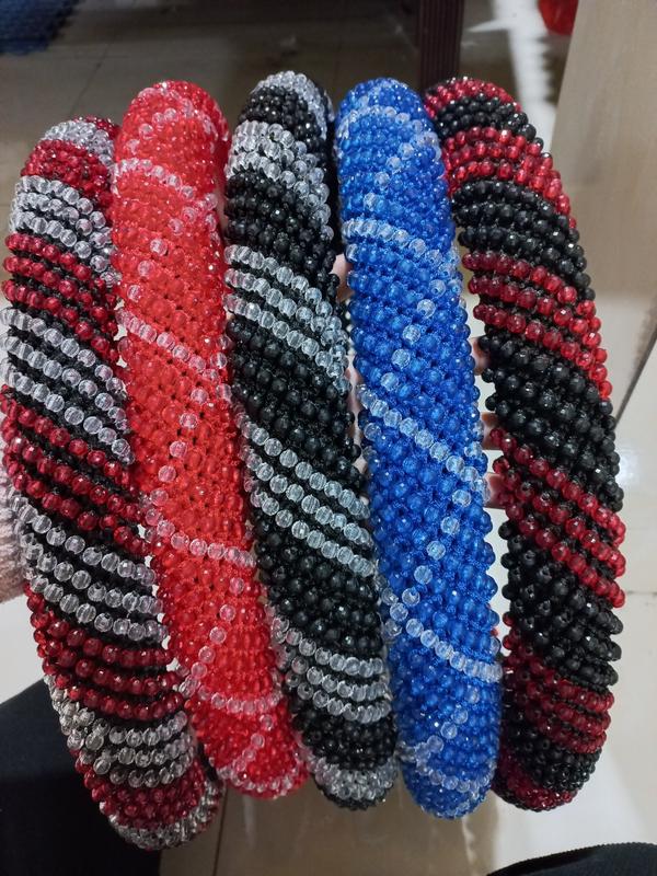 Bọc vô lăng hạt cườm Hàn quốc loại 2 giá rẻ đủ size đủ màu