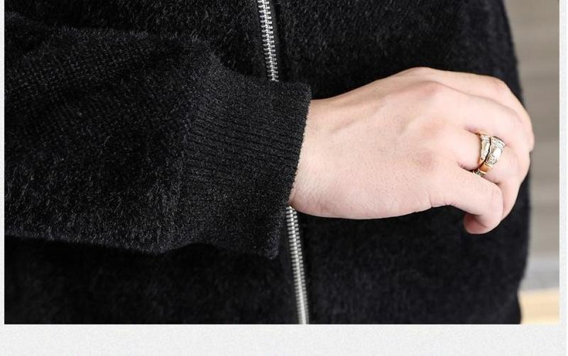 Product Introduction of 2024 new men's letter casual jacket, zipper cardigan design, comfortable and soft fabric, casual and versatile. 26