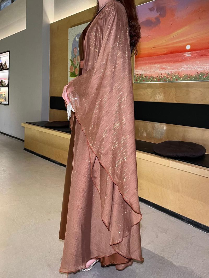 Product Introduction of 2025 New Muslim Plus Size Women's Dress Dubai Cardigan Robe Two-Piece Set Long Dress New Style 2