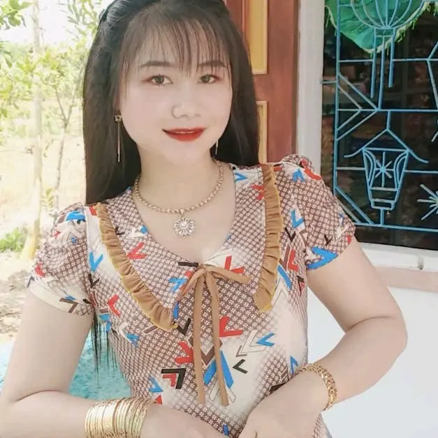 Bộ thun   cổ  tim bâu  tay rút quần dài ống ôm Nữ 6