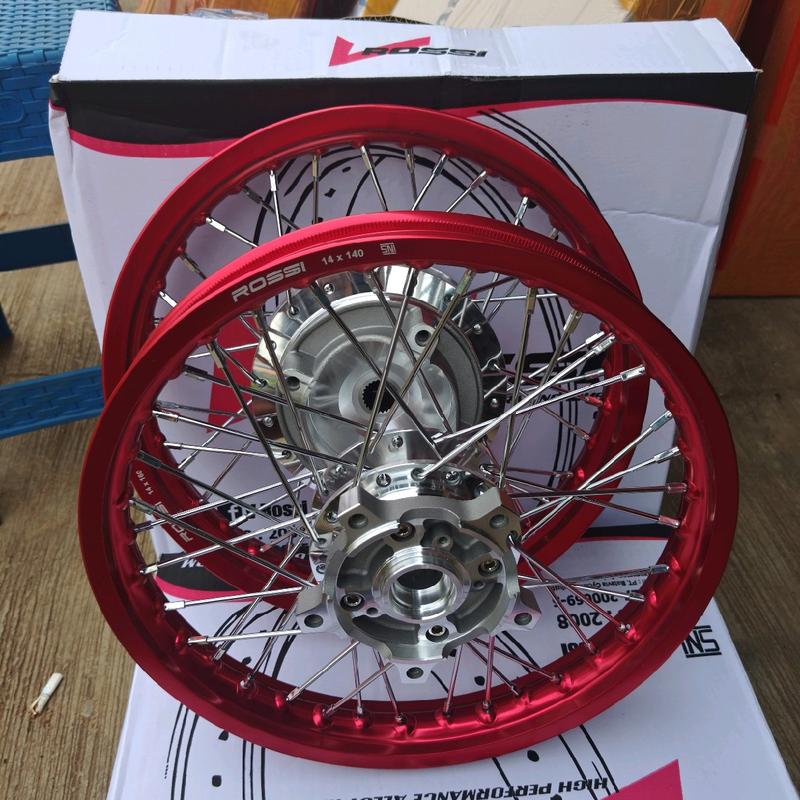 Velg jari jari Pcx 150 Pcx 160 Ring 14 merah 0