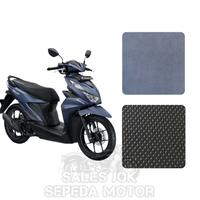 Gambar Kulit jok/sarung jok motor/cover jok motor vario 150 dan 125/beat NEW ORIGINAL/VAKUM SOUL/SEMI BEAT F1  pecah kopi. dari sales jok sepeda motor Kab. Gresik 5 Tokopedia