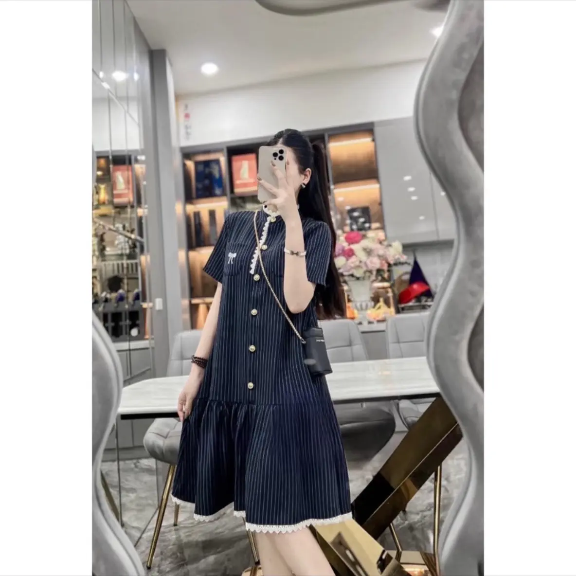 Váy dáng xuông đuôi cá màu xanh navy,kẻ sọc Nữ Women Dress Nữ