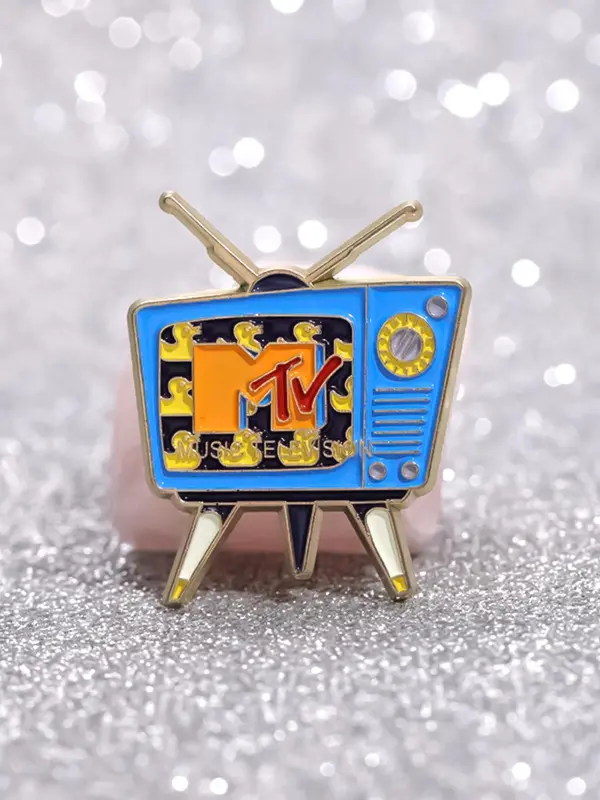 Vintage Tv Shaped Brooch, Enamel Pin Suitable for Backpacks, Jeans, Scarves, Hats Decoration,  Trendy All-match & Exquisite Brooch for Birthday Gift 4