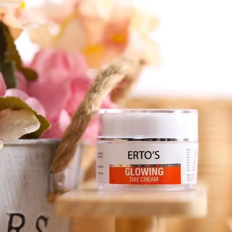Ertos Glowing Day Cream Semua Jenis Kulit Hitam Mencerahkan Perawatan Wajah 2