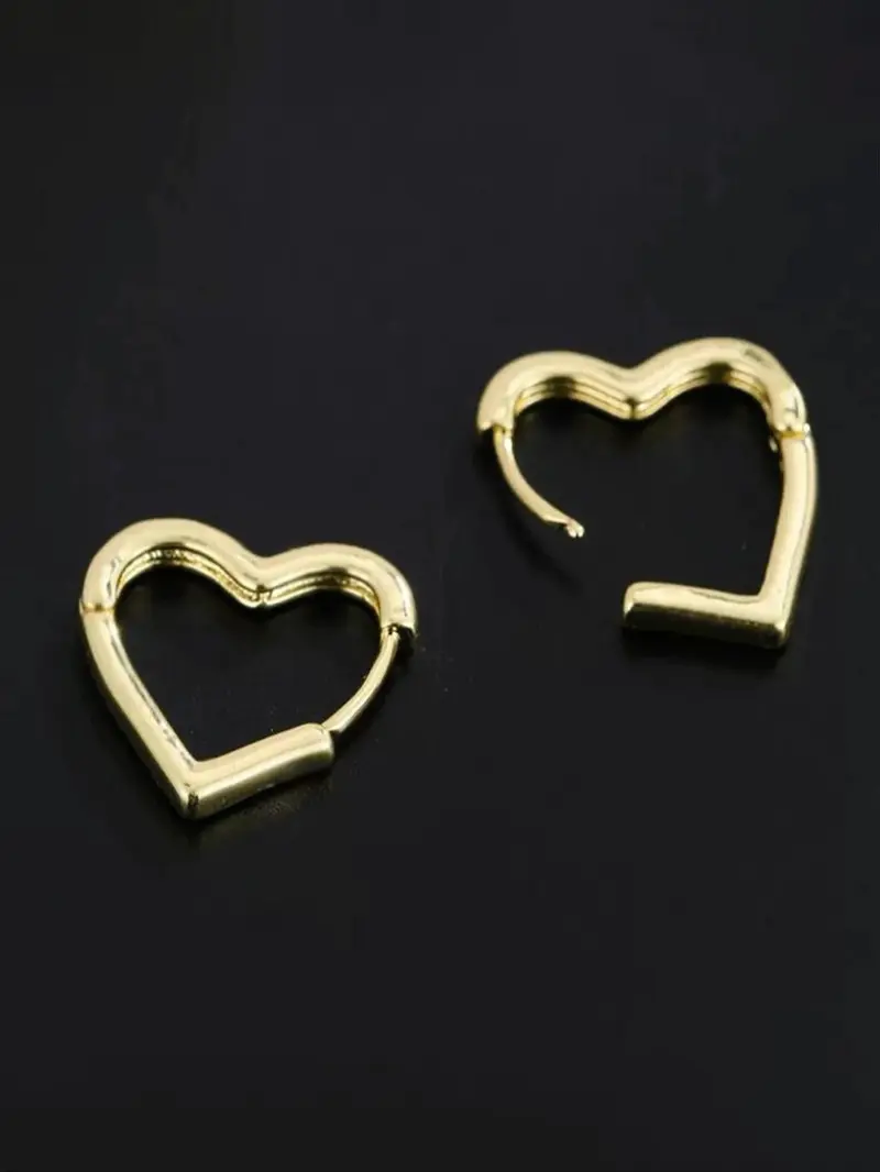 Product Introduction of Fashion Heart Shaped Stud Earrings, Fashion Jewelry for Party, Daily Clothing Decor, Trendy All-match & Exquisite Jewelry for Birthday Gift 2