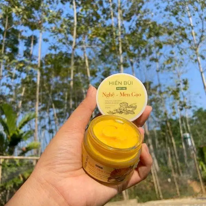 mặt nạ nghệ men gạo hiền bùi
