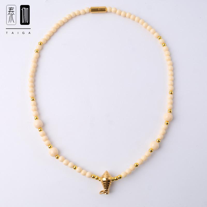 Product Introduction of New Original Thai Buddha Pendant Necklace Imitation Ivory Choker 45cm cm Short Chain High-end Elegant anting gold  frame 5