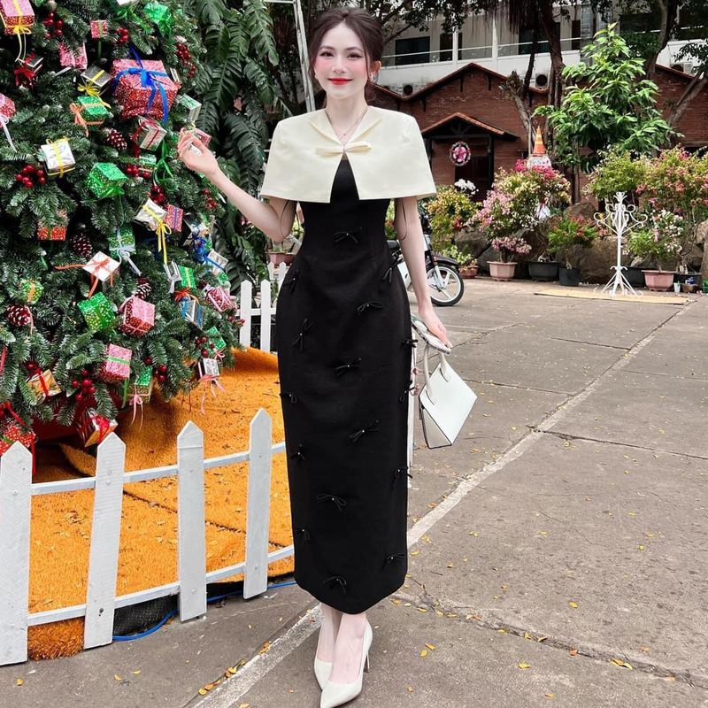 Sét đồ đi tiệc sang trọng S552 gồm đầm body dáng dài bút chì 2 dây bản to mix nhiều nơ chất mango lót lụa có đệm mút kèm choàng vai tafta freesize KimHoa77 Kem Dress