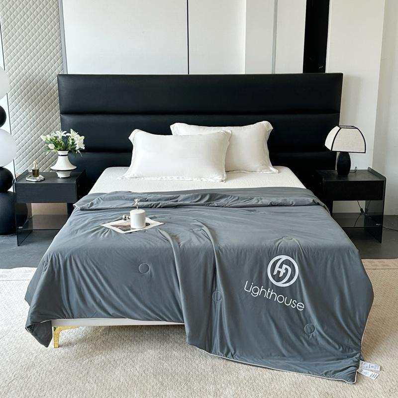 Chăn Thun Lạnh Lighthouse - Kích Thước 2mx2m3