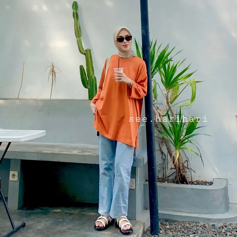 Oversized T-shirt | Kaos Oversize Wanita Polos | see.harihari 4