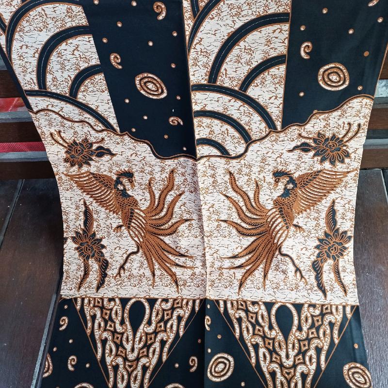 Kain Batik Motif Parikesit - Bahan Katun Prima Mestres Sanforise, Panjang 240cm dan Lebar 110cm - Gift, Aksesoris 2