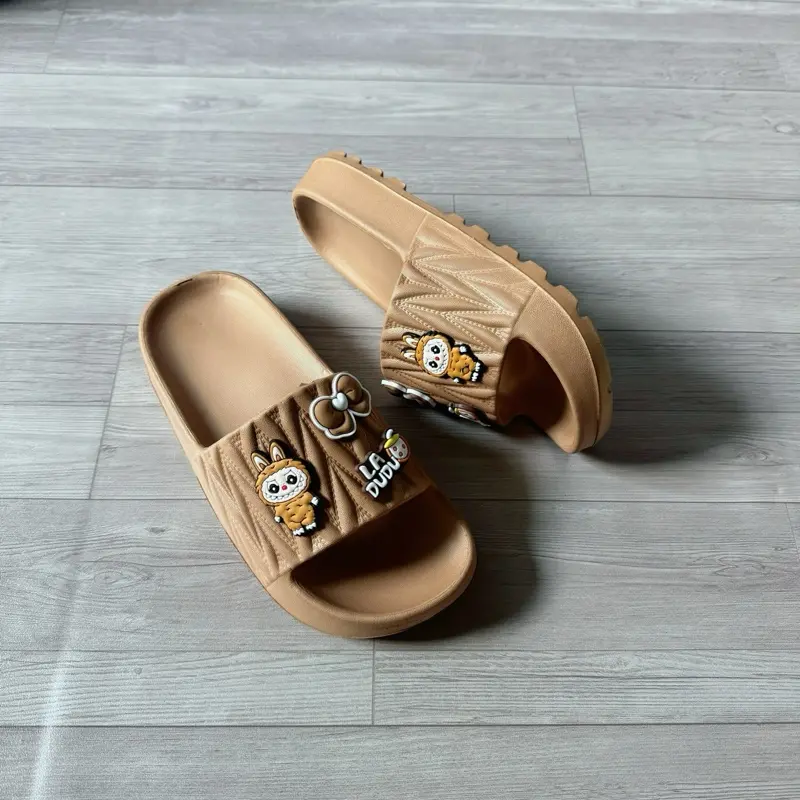 Dép bánh mì 3 phân gắn hình labubu LAIKA ( Đi tăng size )DéP 5