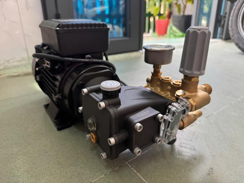 Product Introduction of [2.2KW-tua nhanh-điện 220V] Động cơ motor và đầu bơm ti 1407 tiệm rửa xe detailing chuyên dùng, động cơ lõi đồng ty tráng ceramic, may rua xe cao áp công suất mạnh 120BAR,máy xịt rữa xe áp lực cao xịt rửa xe tải, sân vườn, quán ăn, tiệm rửa xe 10-15 chiếc 5