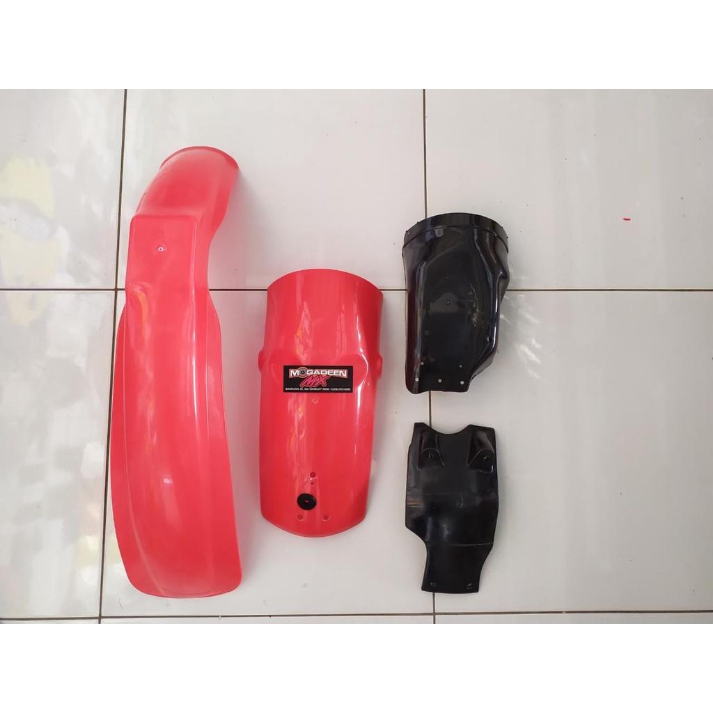Spakbor set TS 125 MERAH