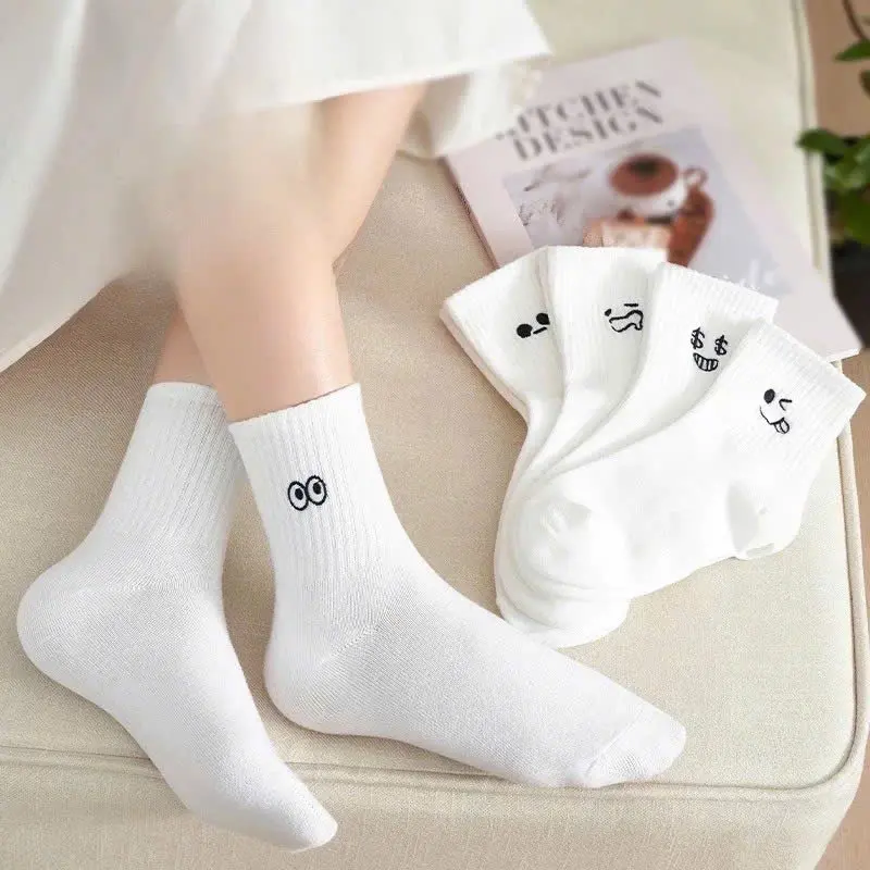 Set 5 Đôi Vớ Cổ Trung Họa Tiết Biểu Cảm Màu Trắng Dễ Thương Cho Nữ tt31 Cotton