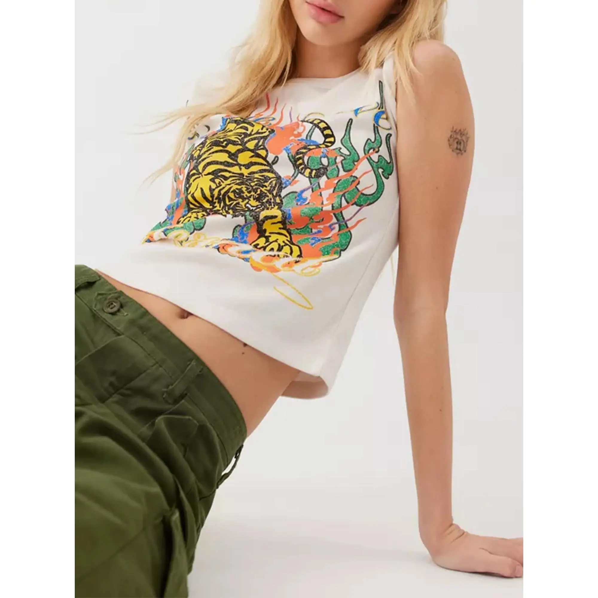 Women's Summer Casual Daily Leisure Slim Crop Tops Letter Tiger Pirnt Short Sleeve Round Neck Show Navel Baby Tee Streetwear