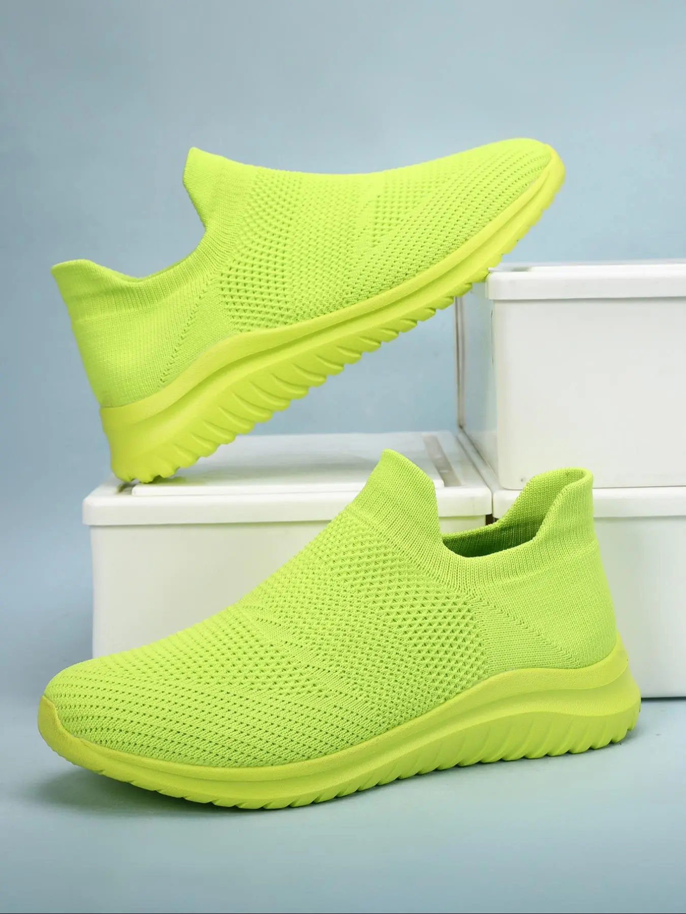 Women's Minimalist Breathable Lightweight Sneakers, Casual Comfortable Sports Running Shoes, All-match Round Toe Slip on Shoes for Daily Wear
