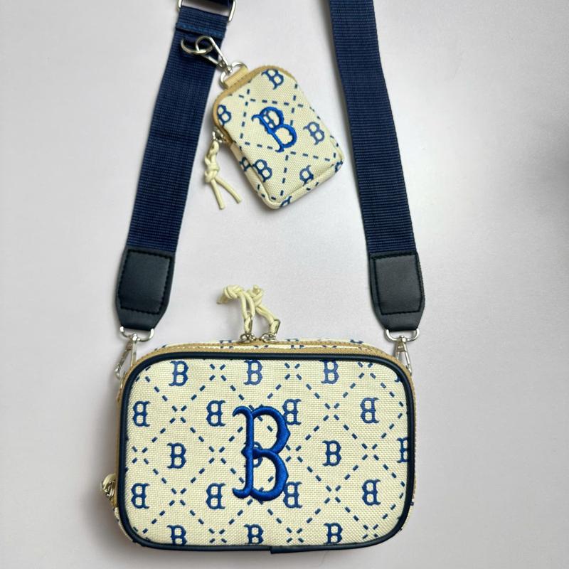 Túi Đeo Chéo Nam Nữ Basic Chất Liệu Canvas Logo Thêu Thời Trang Hàn Quốc Size 22cm x 15cm x 7cm Bag Đeo Vai