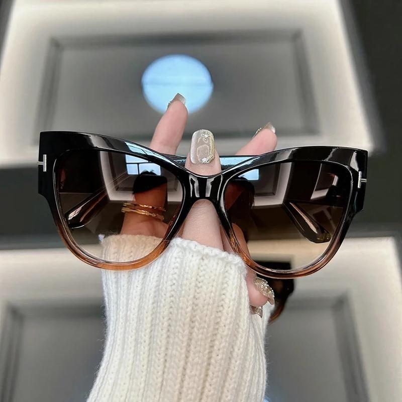 Product Introduction of Classic Cat Eye Sunglasses Women Men Fashion Sun Glasses Female Male Designer Mirror Casual Travel Shades Oculos De Sol 4