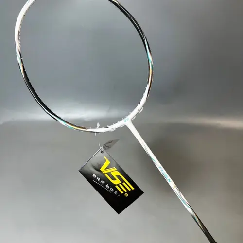 Vợt cầu lông vs titan7 35lbs căng sẵn 11kg ( 1 quấn 1 bao vợt )