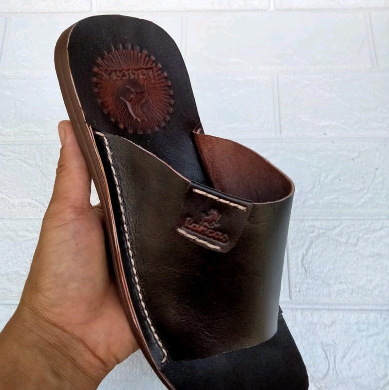 sandal pria kulit sapi asli terbaru Hak Datar 1