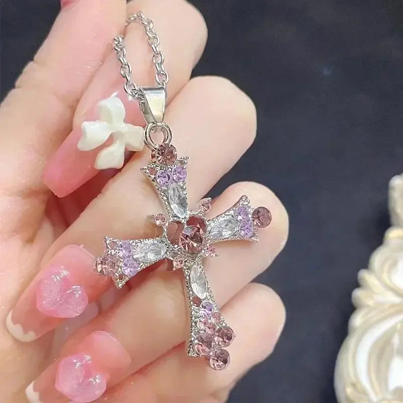 1 Pc Fashion Vintage Cross Necklace Pink Purple Love Heart Cross Pendant Necklaces for Women Gothic Jewelry Party Accessories