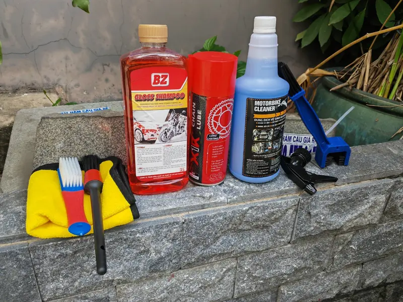 Combo 3 Chai Chăm Sóc Xe Tại Nhà Motorbike Cleaner,Dưỡng Sên x1r,Rửa Xe Bz Tặng Quà 4 Món 1
