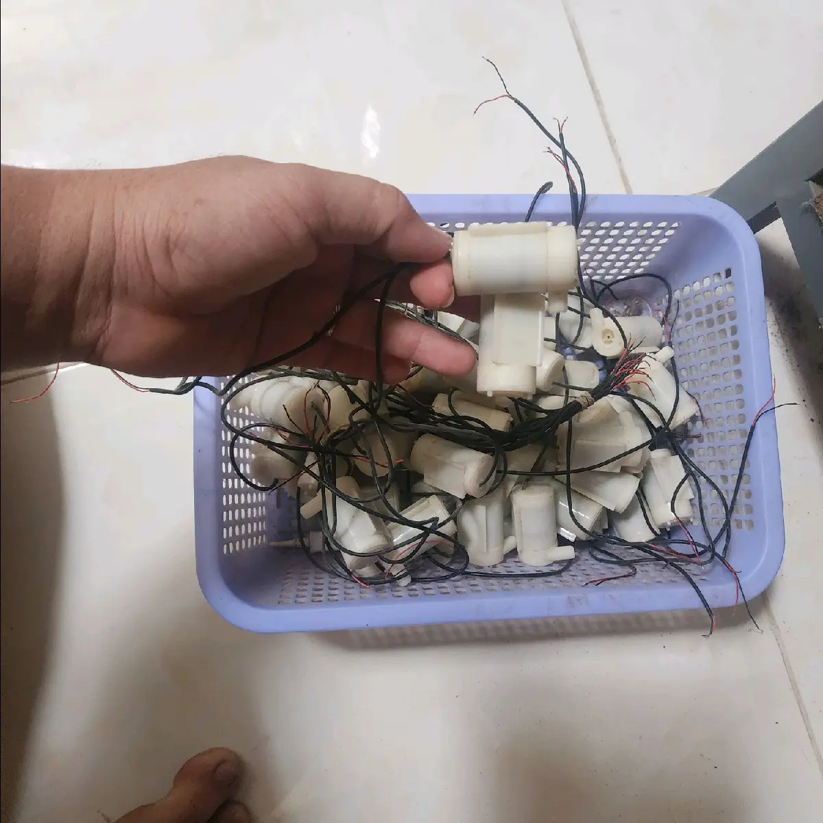 Máy Bơm Nước Mini 3V 5V bơm chìm, hòn non bộ, tiểu cảnh, hồ cá mini