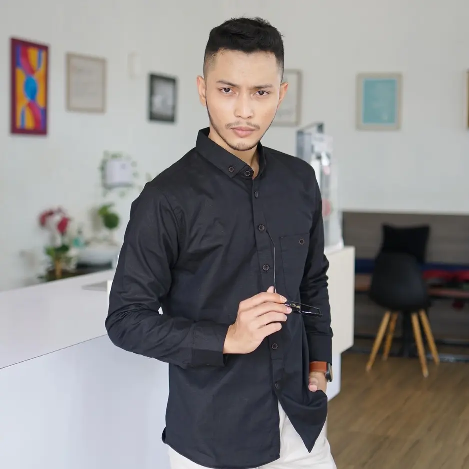 KEMEJA CASUAL LENGAN PANJANG   SLIMFIT GREAT A PREMIUM Fit Nyaman Pria Hitam Formal