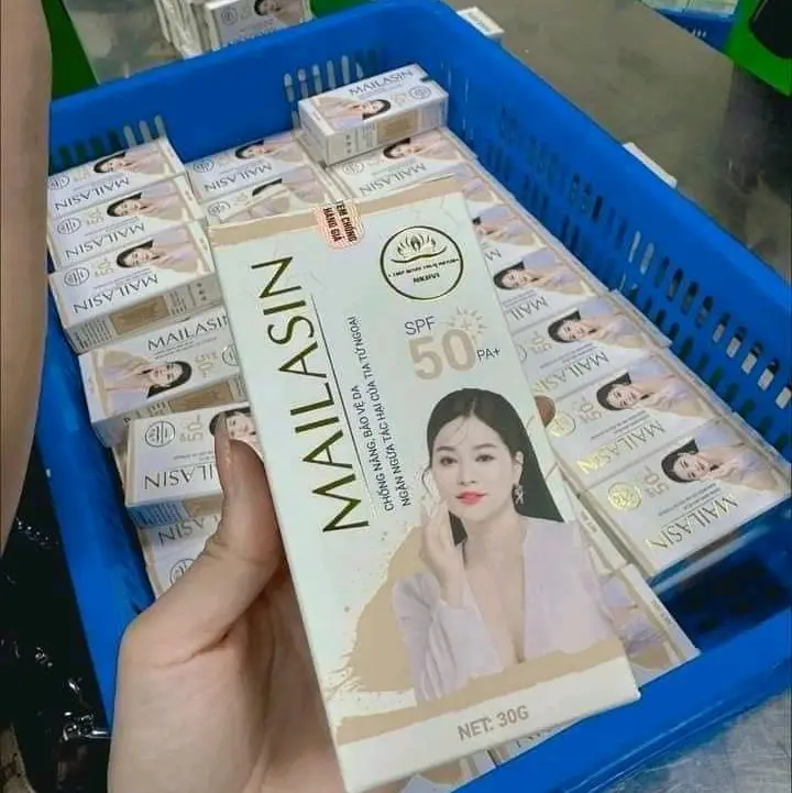 kem chống nắng maiv thaos