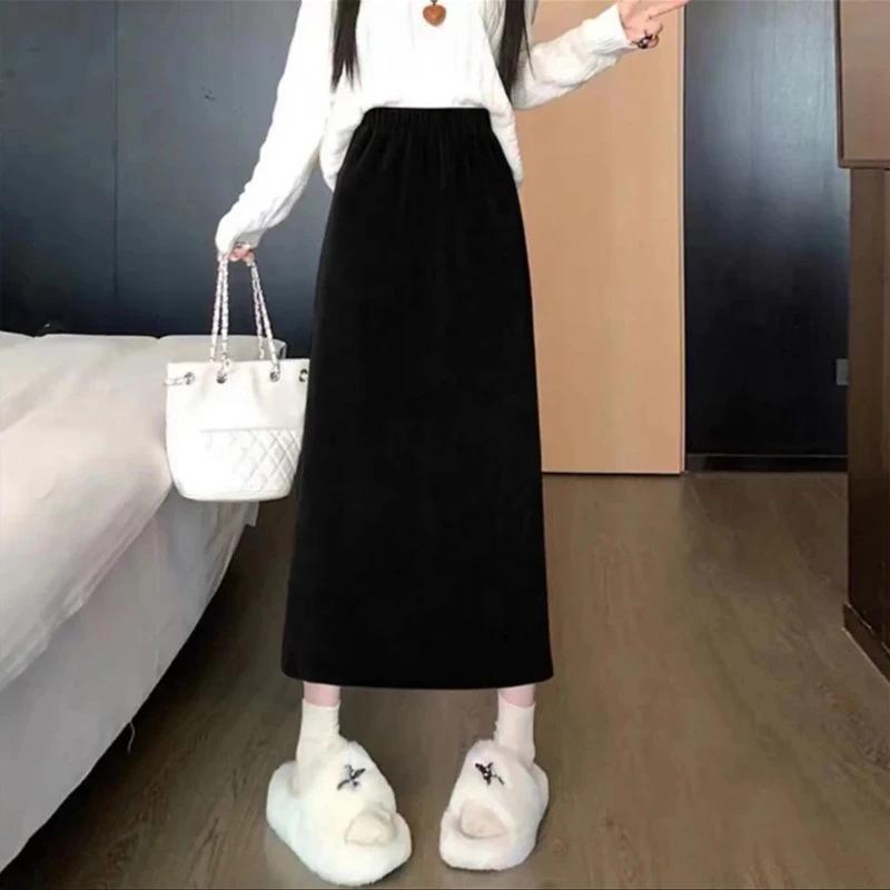 Product Introduction of Váy Kẻ Sọc, Chất Liệu Nhung, Hàng Mới Về, Cạp Cao, Lót Lông Cừu, Eo Thon, Xẻ Eo, Chiều Dài Midi, Váy Thẳng 1