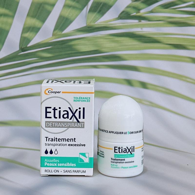 Lăn nách Etiaxil giảm Mồ Hôi Dành Cho Da Nhạy Cảm 15ml Màu Xanh