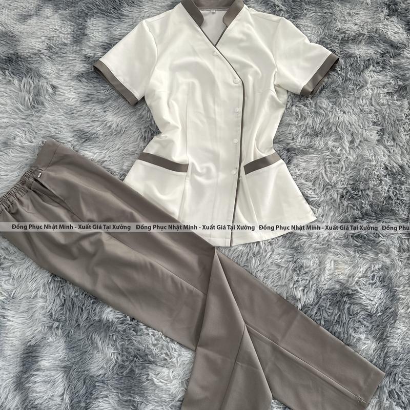 Đồng phục Massage mát xa đồng phục thẩm mỹ viện đồng phục spa vải cotton lạnh loại 1 . Hàng kỹ may chắc chắn cẩn thận Nữ Áo+ quân dongphuc