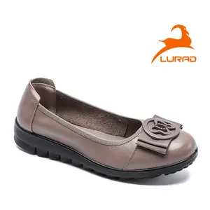 LURAD Sepatu Wanita Slip On Kulit  Flat Shoes Sneakers Sport Simple Sepatu Cewek Formal Casual Hitam Fashionable Karet 1865