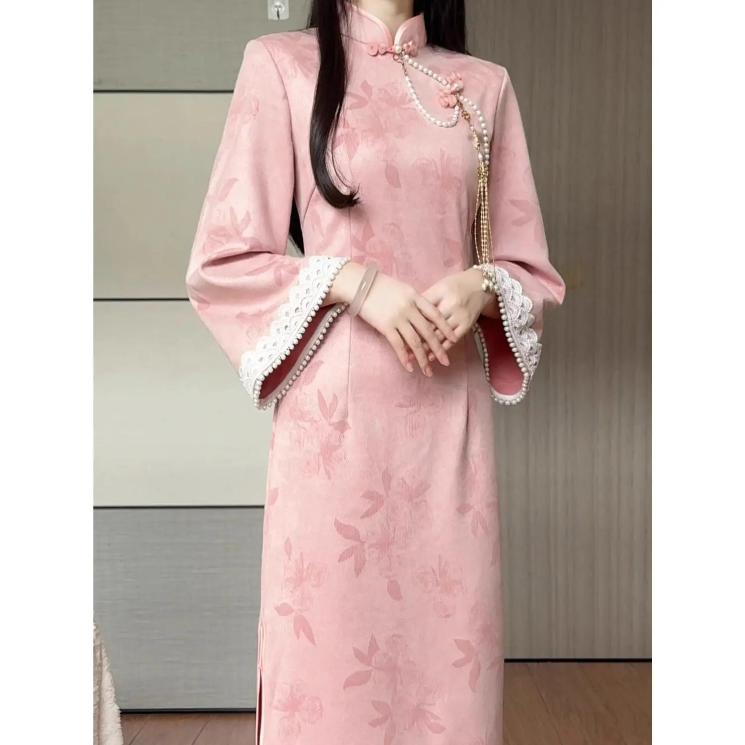 Matcha Autumn and Winter 2024 New Style Pink Inverted Big Sleeve Improved Cheongsam Lady Style New Chinese Long Dress