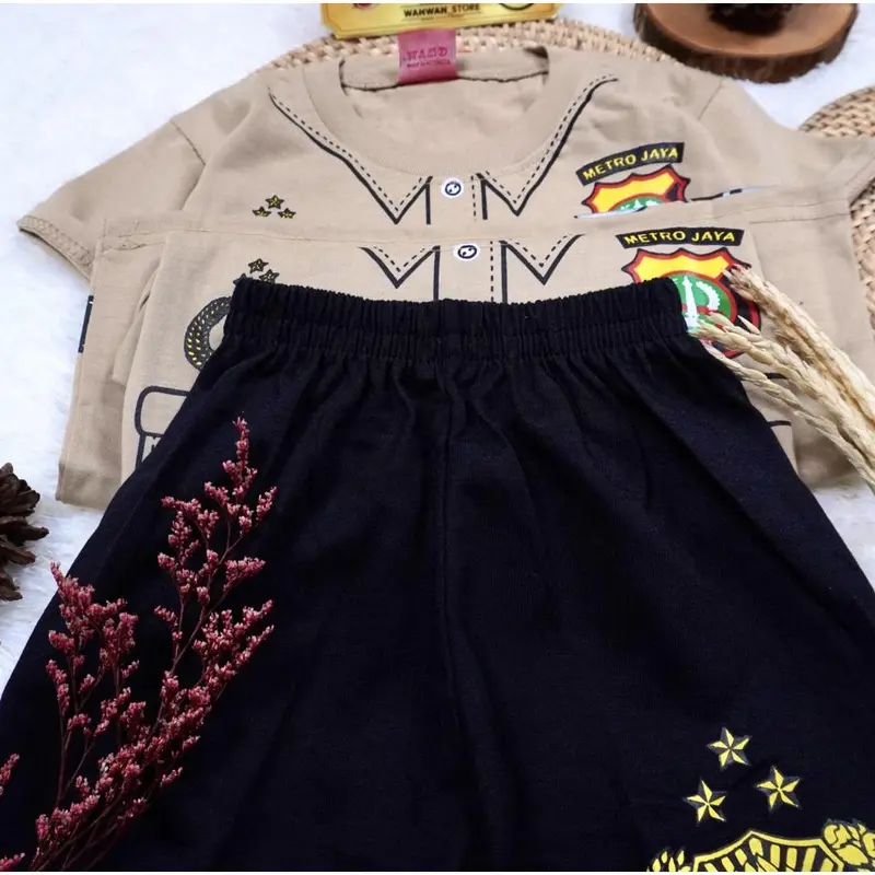 Baju Fashion Setelan Anak Motif Polisi Kostum Celana Pendek 5