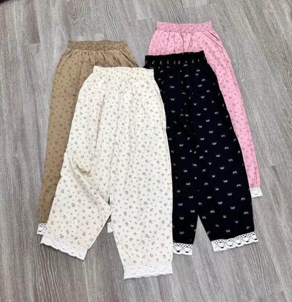 Product Introduction of Quần Baggy Nữ from Thụng Hoa Nhí Gấu Pha Ren, Chất Thô Mềm Mát  Menswear Pants 3