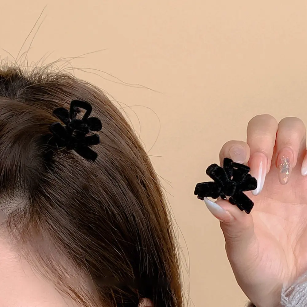 New Velvet Bow Princess Head Grab Clip Trumpet Black Side Clip Headwear Hairpin Bangs Hair Clip Women Girls